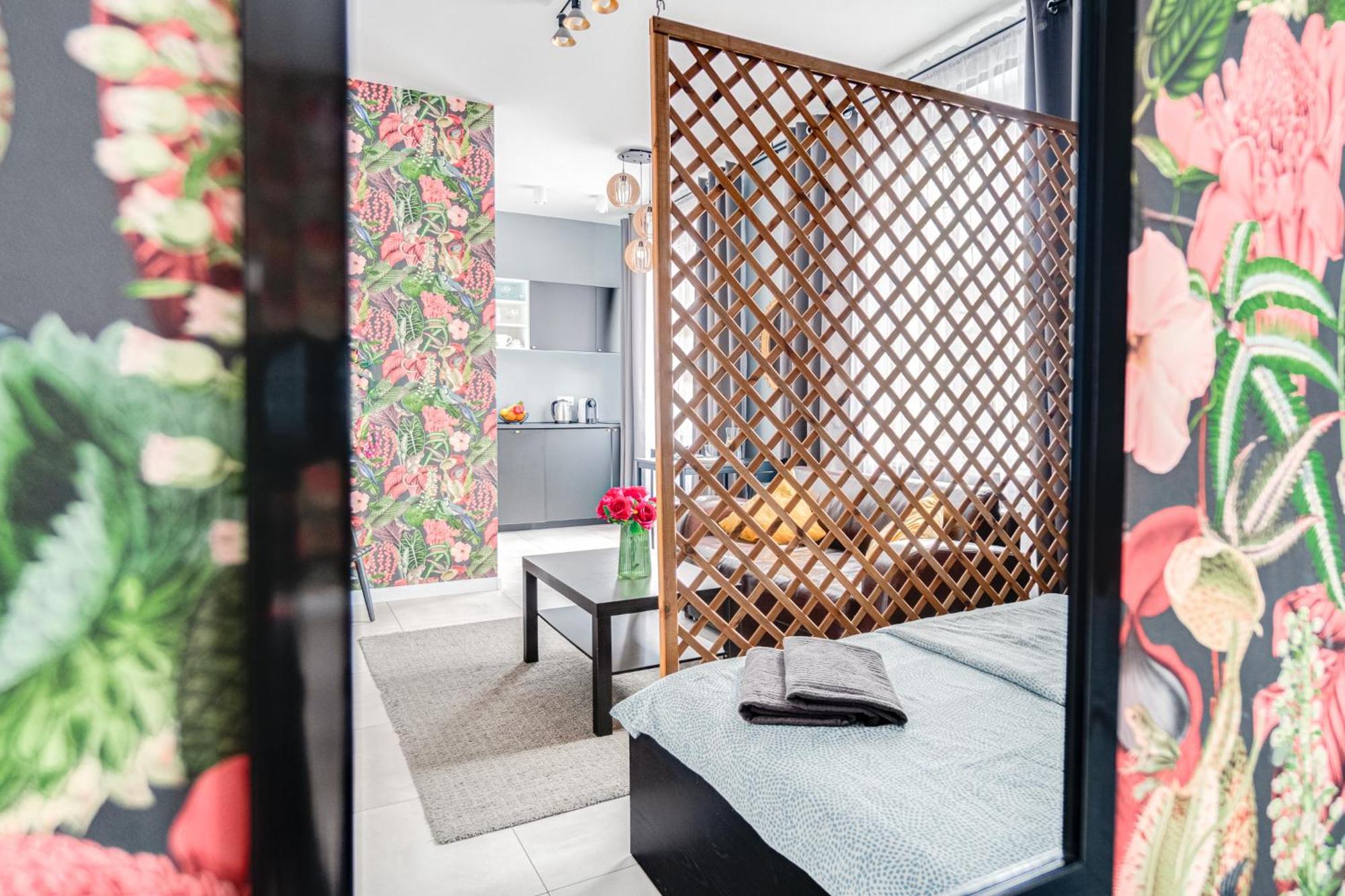 Monkey Apartment ~ 700M Main Square ~ Self Check-In 24H วรอตซวาฟ ภายนอก รูปภาพ